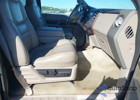 2008 Ford F-250 Lariat из США, поврежденный, VIN 1FTSW20R08EA39154